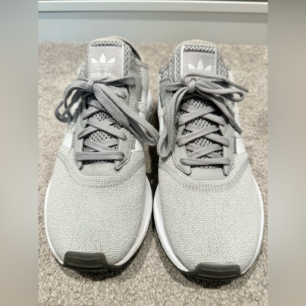 Adidas Swift Run - image 1